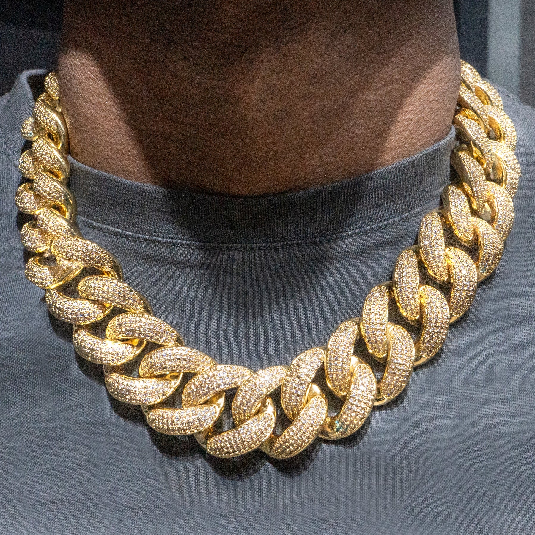 Gold Jewelry -  Mens Big Gold Iced Out VVS Chain Miami Cuban Link 25MM